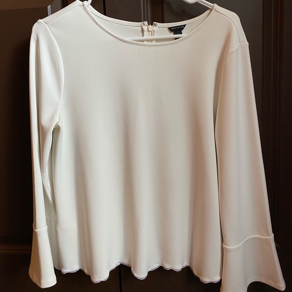 Ann Taylor White Bell sleeve top Size S